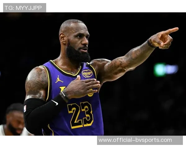 詹姆斯回顾18赛季自信满满称那年自己在场上无所不能 詹姆斯回顾18赛季自信满满称那年自己在场上无所不能