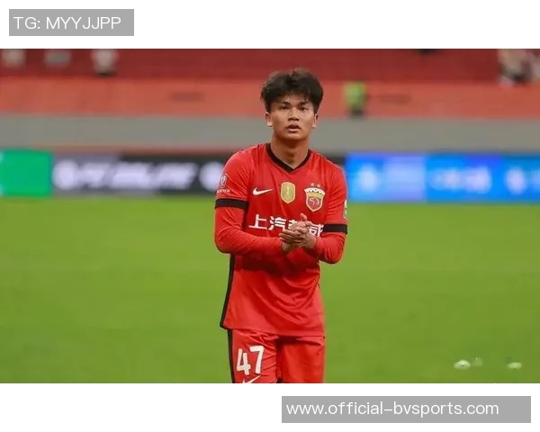 U23国足14决赛首发调整李镇全与杨希迎来首发机会