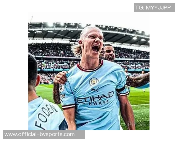 神奇的第71分钟吉马良斯与赖斯同场进球后甜蜜亲吻镜头瞬间