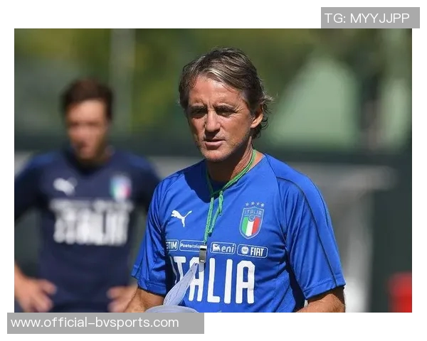 罗马后卫曼奇尼鼻骨骨折接受手术出战意甲前景不明 罗马后卫曼奇尼鼻骨骨折接受手术出战意甲前景不明