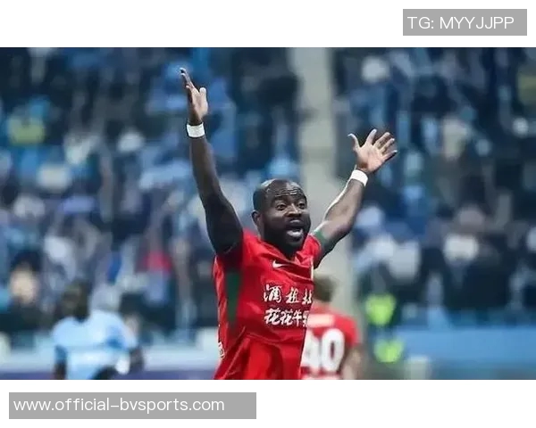 阿奇姆彭自由转会加盟大连英博正式确认新篇章开启 阿奇姆彭自由转会加盟大连英博正式确认新篇章开启