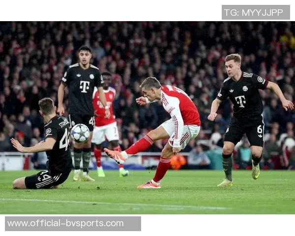 阿坎吉称赞阿森纳实力强劲但仍认为拜仁是欧洲最强球队